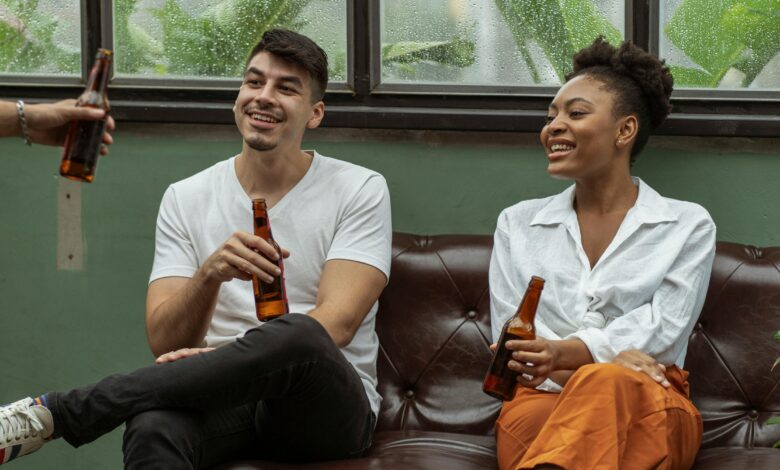 نبض المطر: قصة رومانسية عن لقاء مصادف تتحول فيه اللحظة إلى حب حقيقي